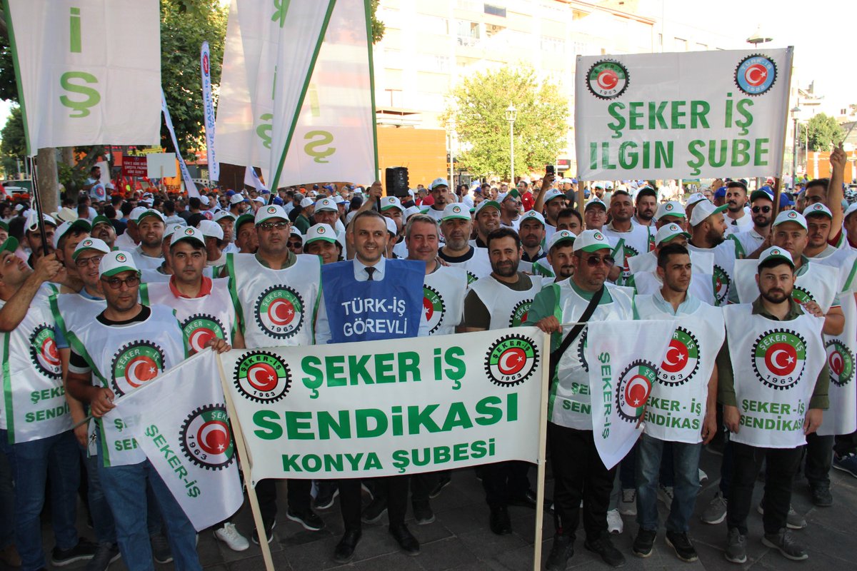 #Kutahyasekeriscisidireniyor
<a href="/tcbestepe/">T.C. Cumhurbaşkanlığı</a> 
<a href="/csgbakanligi/">T.C. Çalışma ve Sosyal Güvenlik Bakanlığı</a> 
<a href="/RTErdogan/">Recep Tayyip Erdoğan</a>