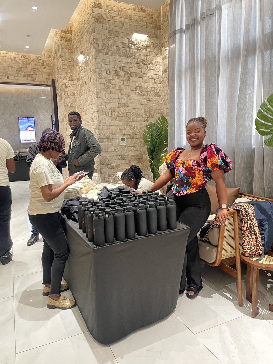 Aurelia Mutua (@mwikali_aurelia) on Twitter photo Ndio kuingia kwenye Aces…😃
On ground with <a href="/DecentrixAfrica/">Decentrix Africa</a> <a href="/okxafrica/">OKX Africa</a>
<a href="/star_okx/">Star</a>
#okxalphas #nairobitradersconnect Ndio kuingia kwenye Aces…😃
On ground with <a href="/DecentrixAfrica/">Decentrix Africa</a> <a href="/okxafrica/">OKX Africa</a>
<a href="/star_okx/">Star</a>
#okxalphas #nairobitradersconnect