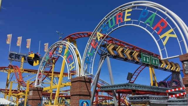 OceanBeachSS's tweet image. South Shields’ happiest welcome sign. 💙 #OceanBeach #SeasideVibes #SouthShieldsDaysOut #ThemeParksUK #TyneAndWear