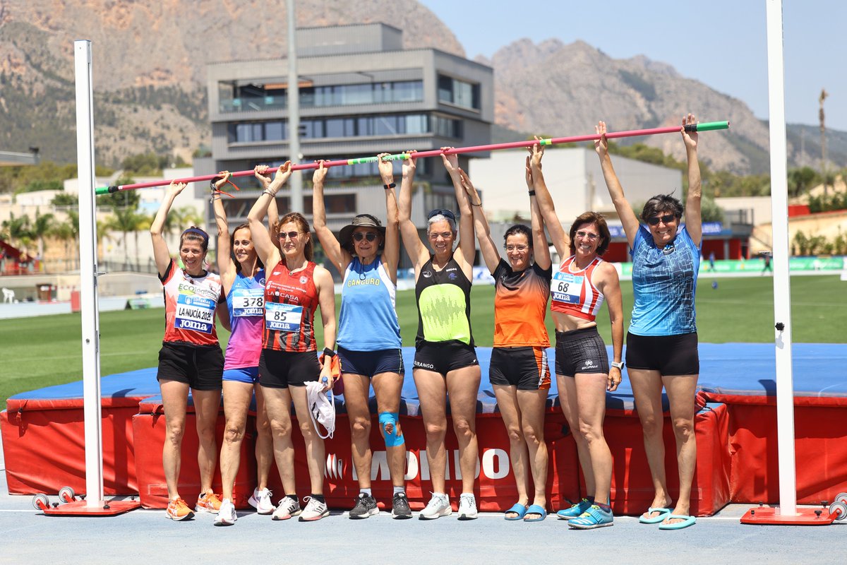 ¡Novedad! Excelente trabajo de Fernando Marquina <a href="/FerMakina/">Fernando Marquina</a>. Ránking de España Máster de todos los tiempos, ¡maravilloso! Publicado en la web de <a href="/aeeaatletismo87/">A.E.E.A.</a>
Mujeres: aeeaatletismo.es/wp-content/upl…
Hombres: aeeaatletismo.es/wp-content/upl…
Mixto: aeeaatletismo.es/wp-content/upl…
¡Enhorabuena!