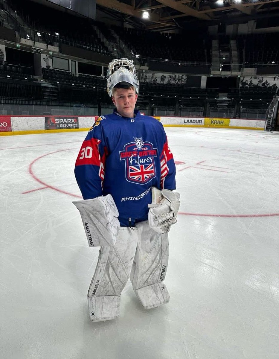 Good luck to William John Hanna who is out in Estonia 🇪🇪 at the minute with Great Britain Futures u16. 🥅🏒🇬🇧🎉