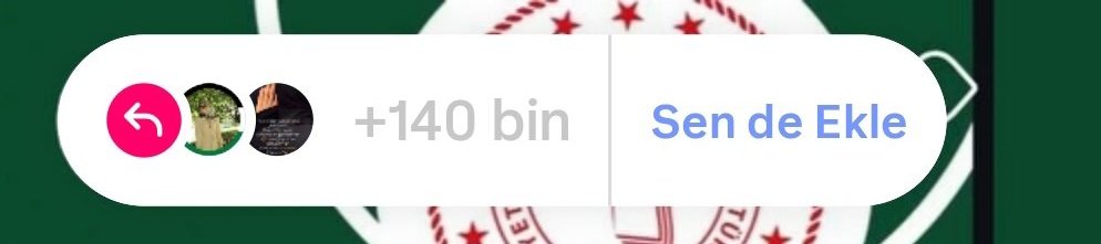 Şunu ekranın sağına yaslayanlara sinir oluyorum paylaşmıyorum kardeşim izin ver storiyi geçeyim ya