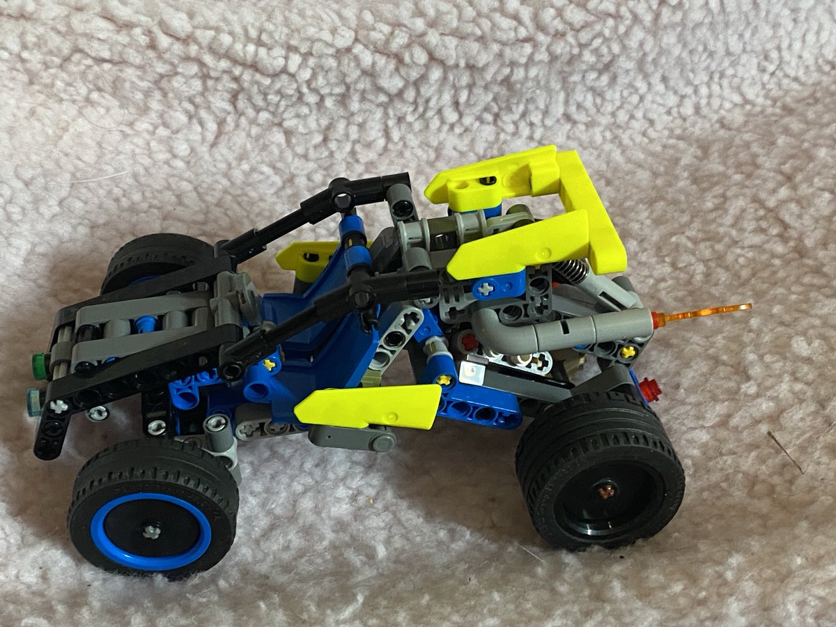 LynzP01's tweet photo. Hi folks! My son loves #lego #building. He asked me to #post his #legocreations on #x & he hopes you’ll all like them. He’s only 11 folks & #loveslego. It helps with his education & reading which has come on a very long way. He can pronounce some words better than adults now https://t.co/cBbGnwOnQQ