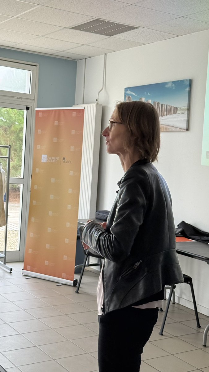MoDemVendee's tweet photo. Heureux de recevoir en Vendée les adhérents et sympathisants de notre région à l’occasion de la convention régionale à Saint-Gilles-Croix-de-Vie aujourd’hui, et d’accueillir @maudgatel, notre secrétaire générale, ainsi que nos parlementaires @platombe et @phbolo. https://t.co/wNhUmSz1w0