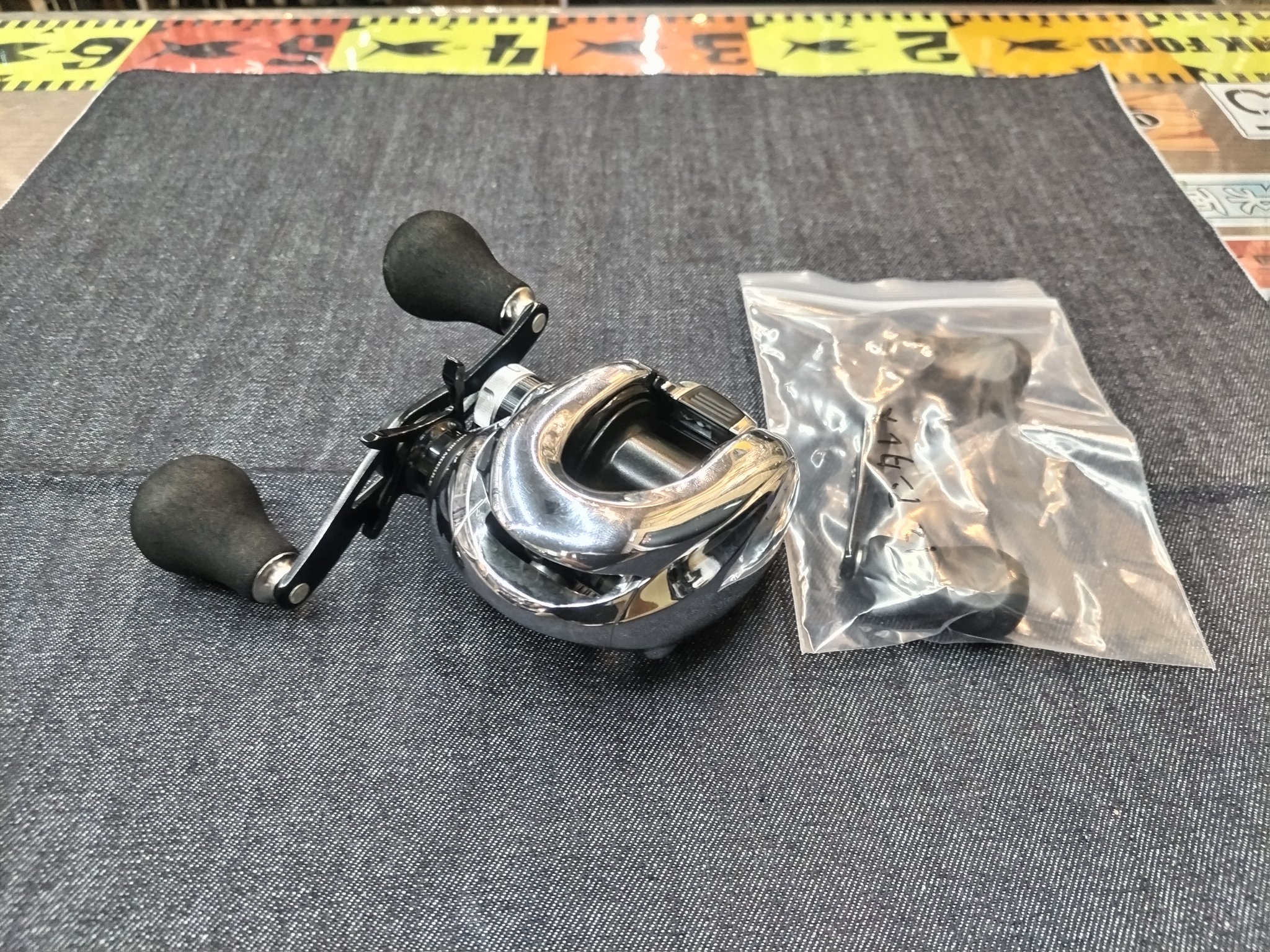 シマノ 12 アンタレス HG RH シマノ(SHIMANO) 12アンタレスHG RIGHT ☆特別セール割引品