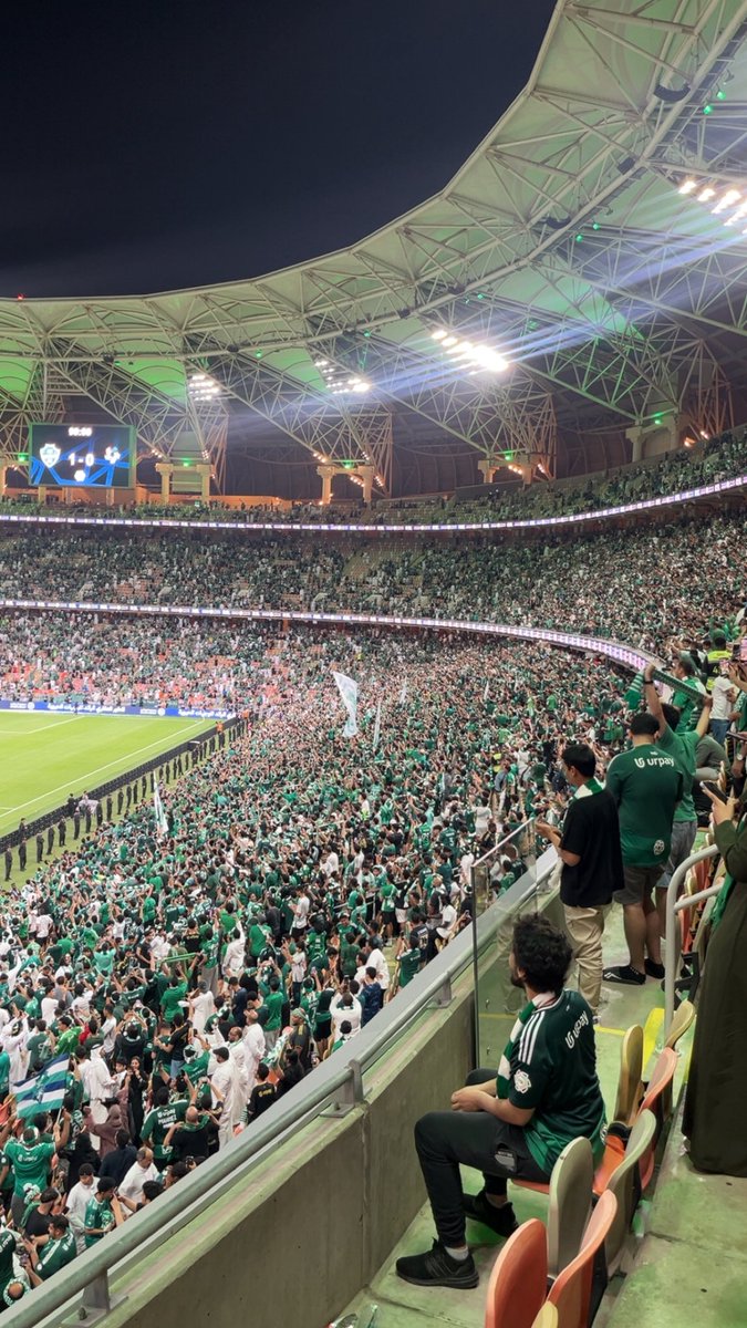 كل شي يهون للاهلي 🏆💚💚