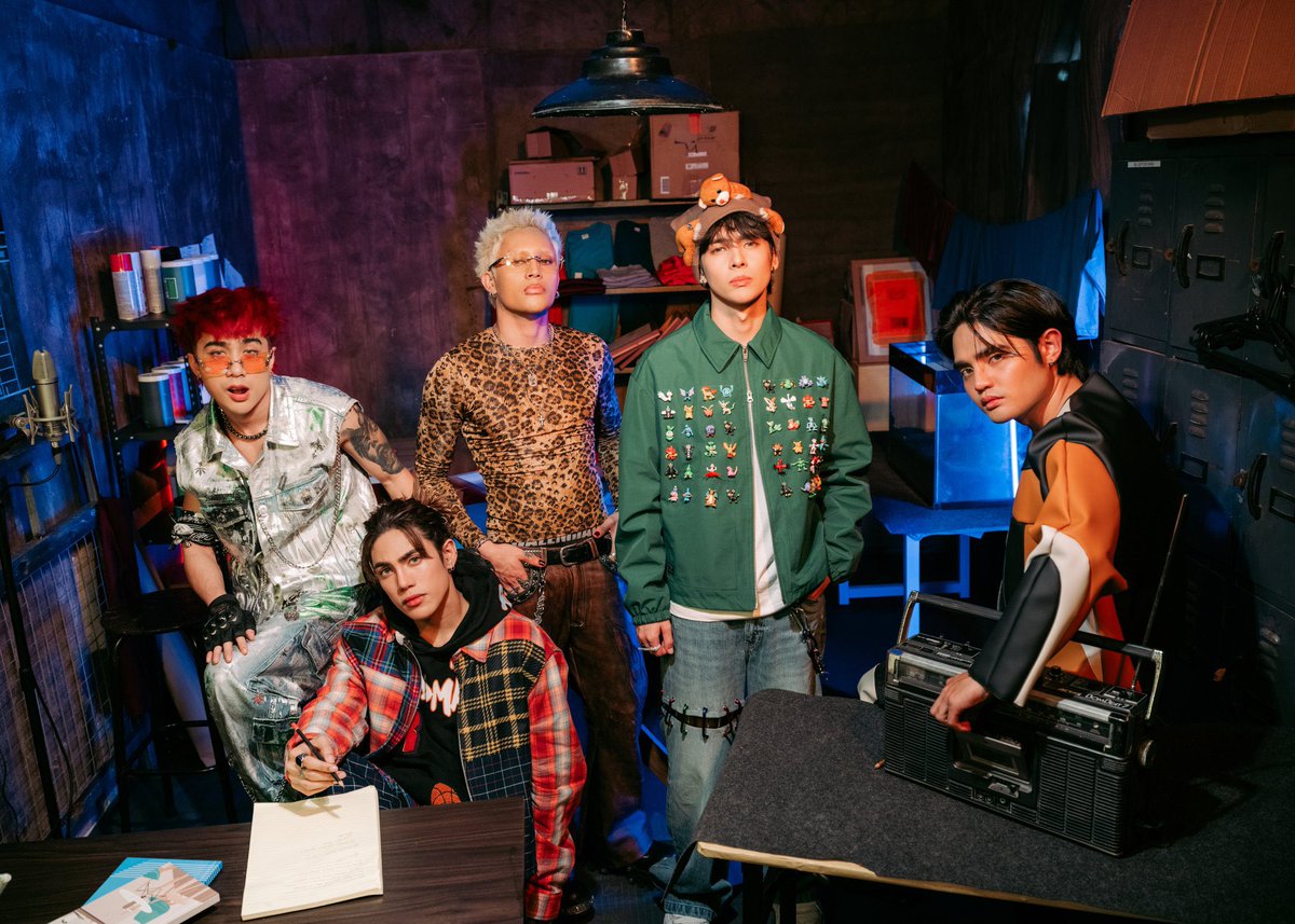 JK π (@kutingkoo) on Twitter photo My TOP 3 fits from our KINGS
MUSIC FASHION FAST ZONE
<a href="/SB19Official/">SB19 Official</a> #SB19
#FrancisLibiran #SB19xFrancisLibiran My TOP 3 fits from our KINGS
MUSIC FASHION FAST ZONE
<a href="/SB19Official/">SB19 Official</a> #SB19
#FrancisLibiran #SB19xFrancisLibiran