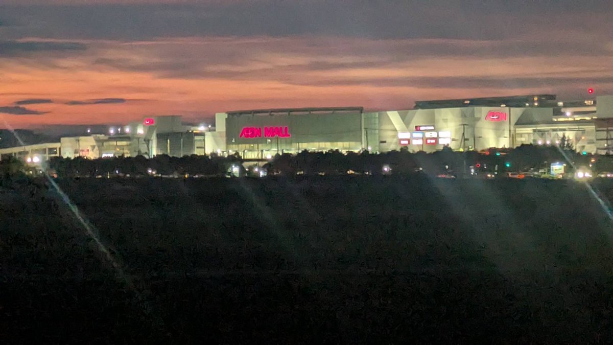 massivehide4's tweet image. 昨夜、聖地通過してた。

#フードコートで、また明日。
#イオンモール名取