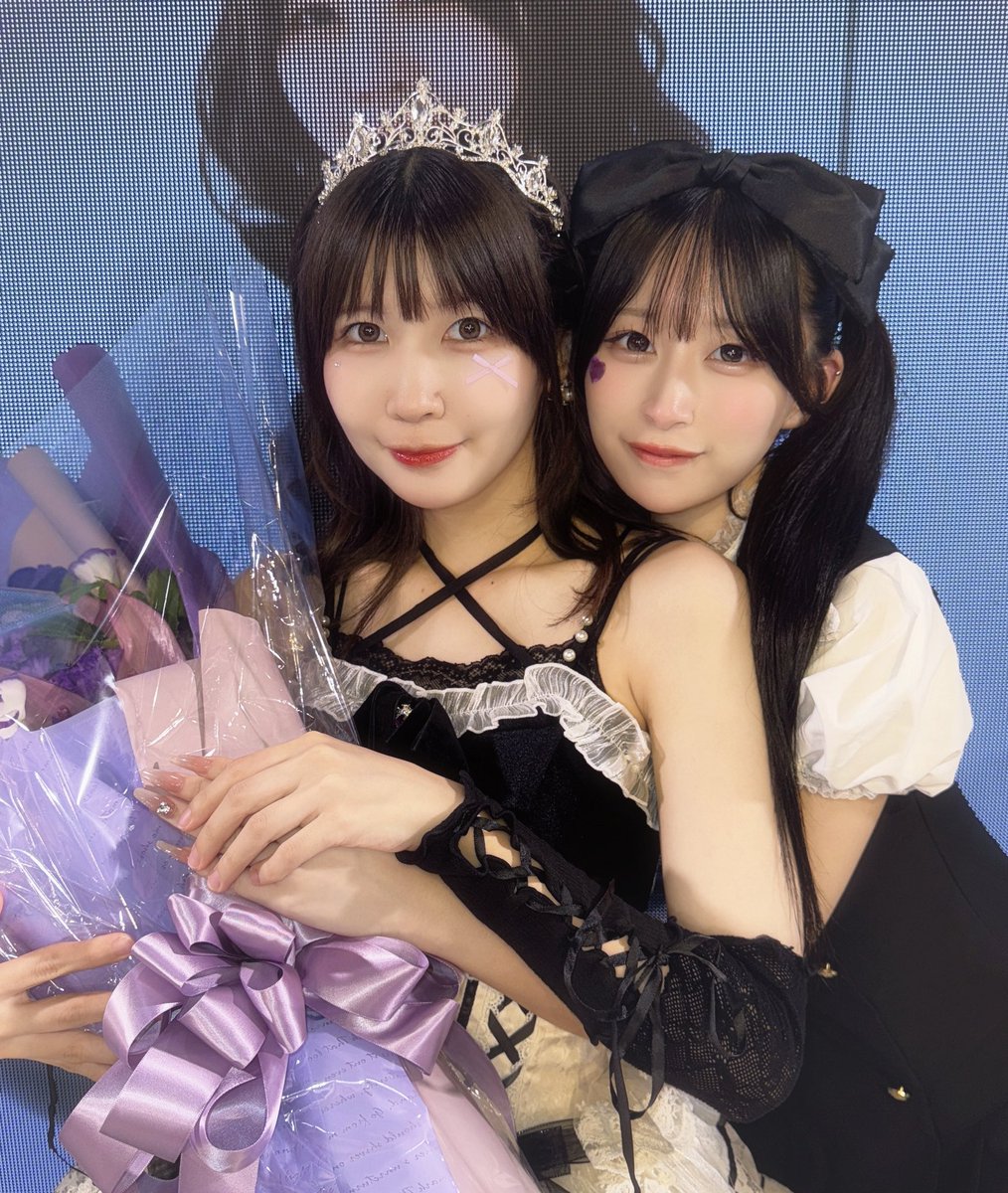 凛ちゃん生誕祭ありがとうございました໒꒱

.⋆𝜗𝜚 ┈┈┈ ⋯ ┈┈┈ 𝜗𝜚 ┈┈┈ ⋯ ┈┈┈

輝いてたよおおお( ; ; )すっごく可愛くて

自分たちも楽しかったです໒꒱

選曲も素敵だったしカバー曲も楽しかった！

雰囲気とかも全て可愛かった໒꒱

改めてお誕生日おめでとう💜