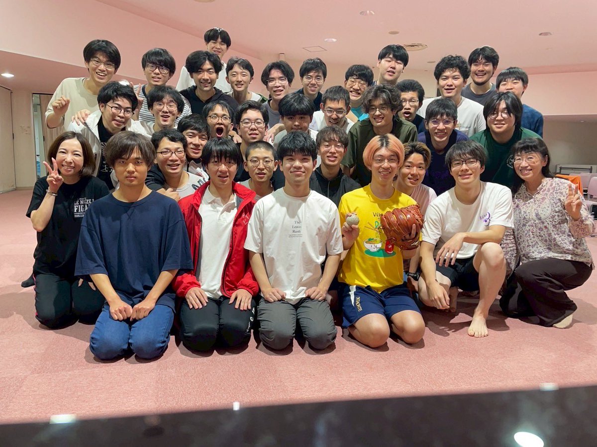 ４泊５日の夏合宿を無事完走しました🏃‍♂️
現在団員は札幌に帰るバスの中です🚌💨

コンクールや定期演奏会等で演奏予定の曲をじっくり歌い込む良い機会となりました👏👏

団員の皆さんお疲れ様でした😊