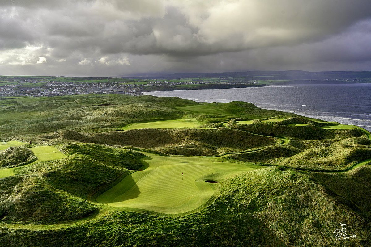 Evan_Schiller's tweet photo. Mother Nature &amp; remains of Hurricane Erin putting on quite the show today at @LahinchGolfClub winds up to 45mph, downpours, &amp; although brief, a few minutes of sun which resulted in some dramatic pics.  truly one of the great links courses in the world &amp; host to 2026 @WalkerCup https://t.co/Vyzluwrf8H