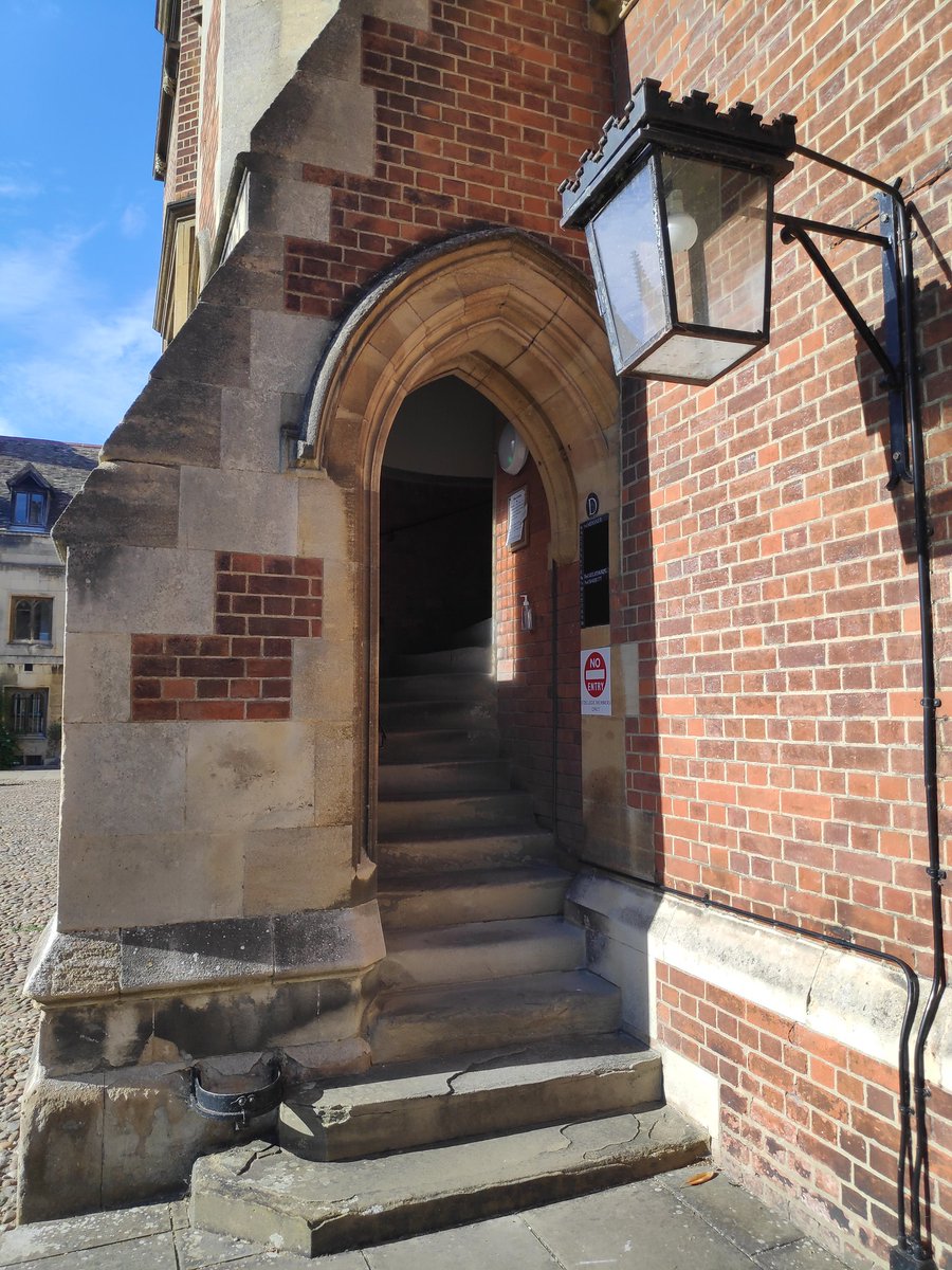 Staircase D, Old Court
Pembroke College, Cambridge

#StaircaseSaturday
#Cambridge