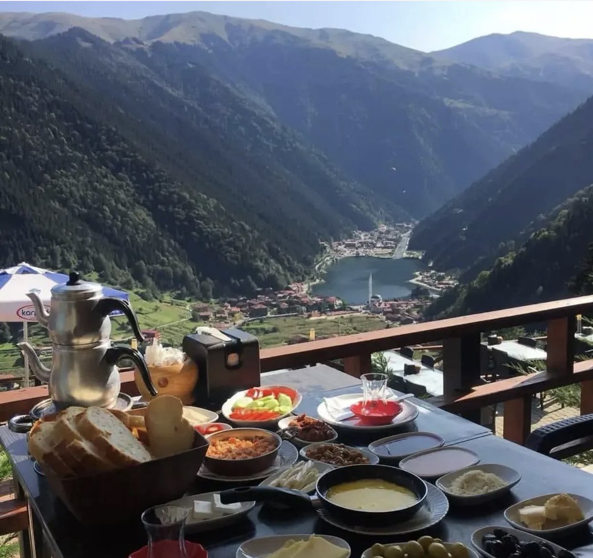 sinemmimioglu's tweet photo. Doyamadım🥹
#karadeniz https://t.co/DwZuxzA7pS
