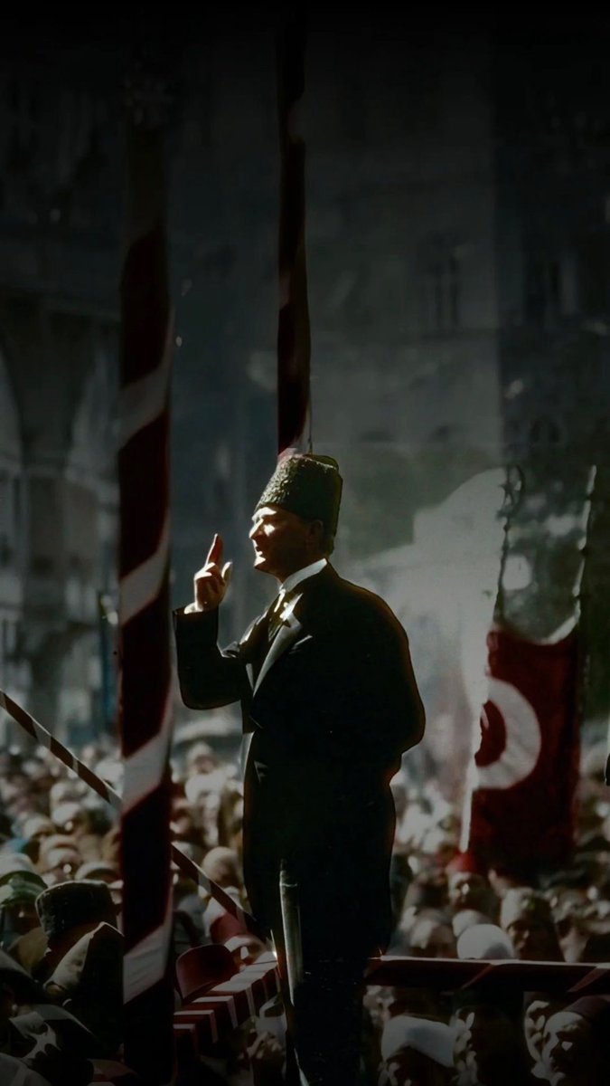 ForzaSenBenYok's tweet photo. "Büyük zaferler, yalnızca büyük milletler tarafından kazanılabilir."  

30 Ağustos zaferimizin 103. yılı kutlu olsun! #30AgustosZaferBayramı 🇹🇷 https://t.co/uCh33deqV5