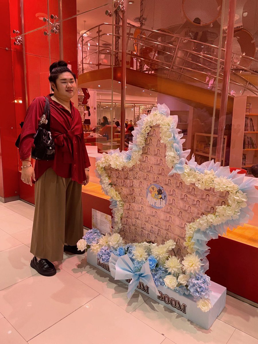 SmartBoom_Best JieJie (@shizuihaofensi) on Twitter photo ✨ BXXM x XitaAma Money bouquet Cheer ✨
📍TCw 7F, Bangkok 🗓 08/30/25
Your courage
warms every heart that loves you!
The North Star will guide our reunion,
so take care of yourself. 💖
<a href="/bxxm_rvw/">บอ อู มอ บูมบูม🐋✨</a>
BEST JiěJiě EVER !!!🩵💪 ✨ BXXM x XitaAma Money bouquet Cheer ✨
📍TCw 7F, Bangkok 🗓 08/30/25
Your courage
warms every heart that loves you!
The North Star will guide our reunion,
so take care of yourself. 💖
<a href="/bxxm_rvw/">บอ อู มอ บูมบูม🐋✨</a>
BEST JiěJiě EVER !!!🩵💪