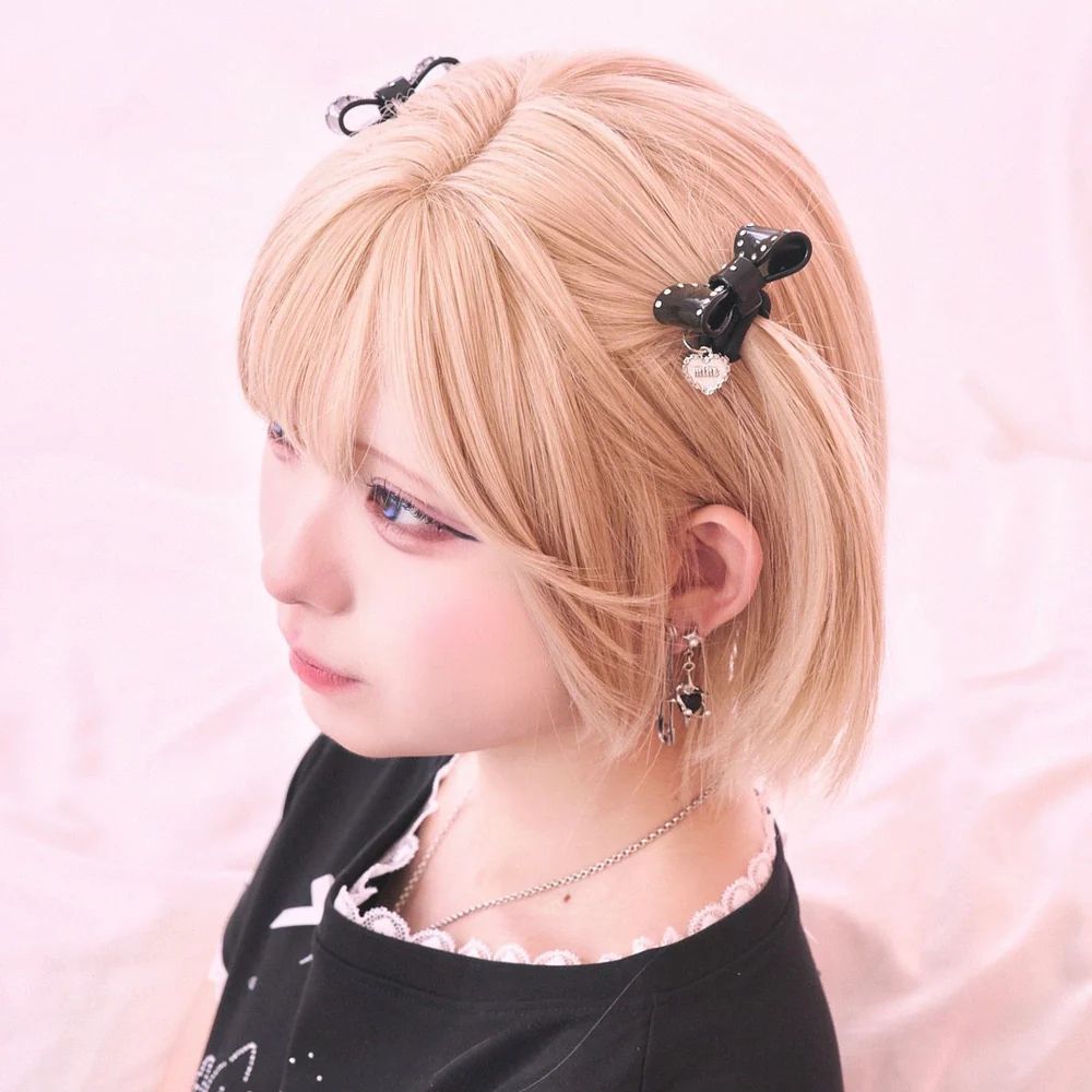 ┈┈┈┈┈┈♰ ┈┈┈┈┈┈ 
𝔪𝔦𝔫𝔢
ストーンリボンヘアゴム ¥890
ピンク×シルバー/ブラック×シルバー/ラメブラック×ピンク
🔗 x.gd/Hyccn 
┈┈┈┈┈┈♰ ┈┈┈┈┈┈