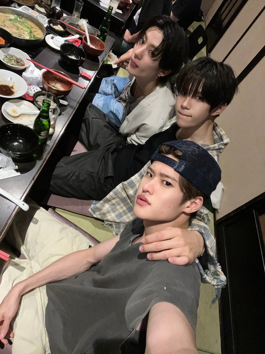 250830 riize_official instagram update with #SHOTARO #SOHEE #ANTON