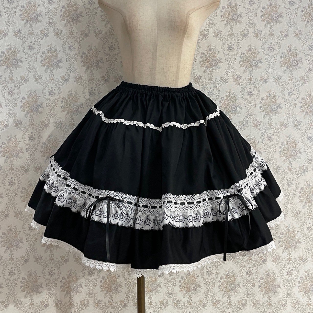 【最終価格】アトリエピエロ　Moonrise Theater クラウン　スカート Moonrise Theater on X: 