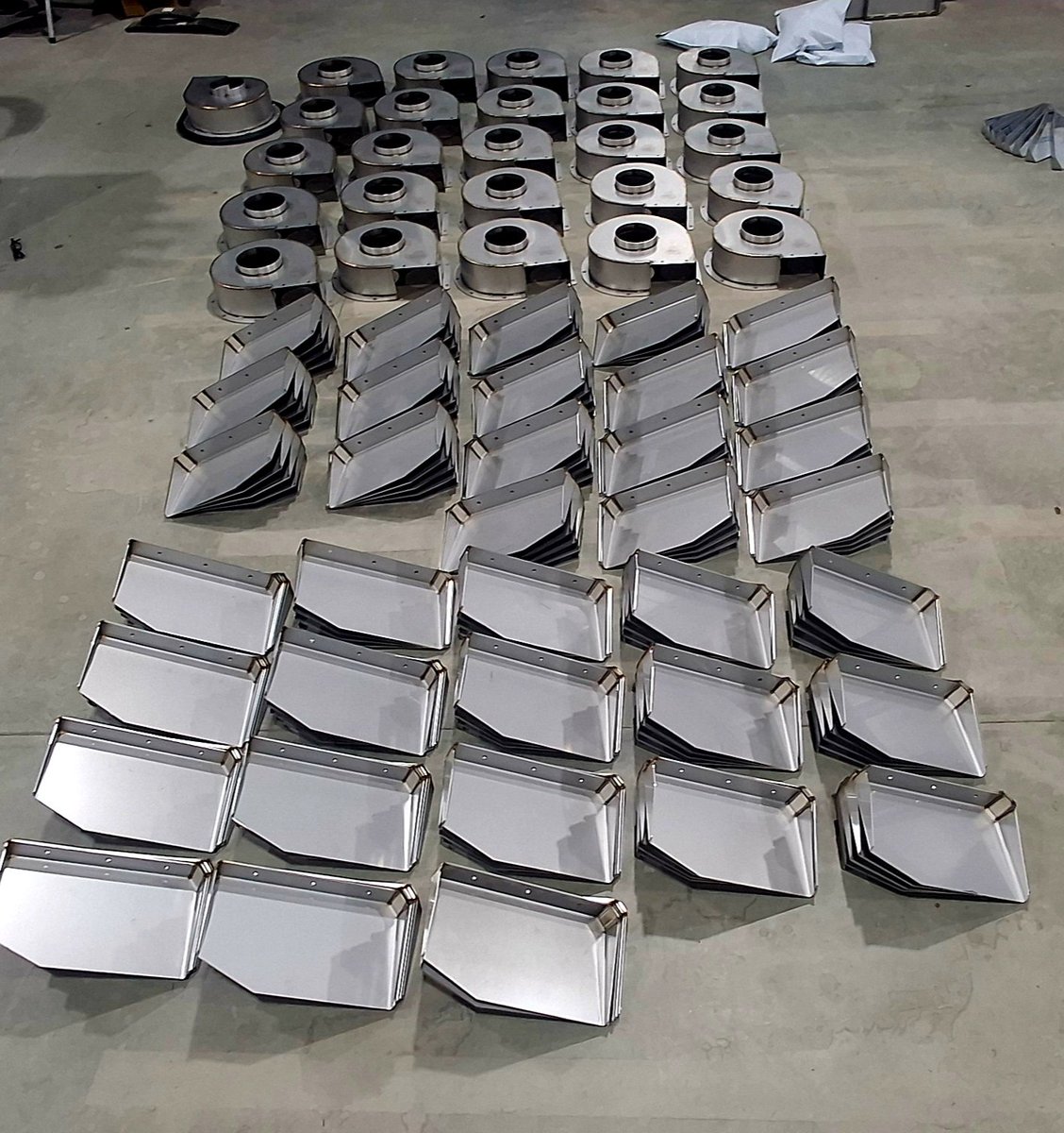 Another season at xtdeng.com.au and big few days of caseih fan covers and jd power cast paddles. Pulse mig and tig just over 140metres of welding and thousands of tack welds got love stainless