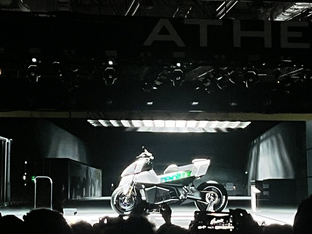 dhanushpshetty's tweet photo. @atherenergy Redix 🔥🔥🔥 #AtherCommunityDay25 https://t.co/XTXjYneFVC
