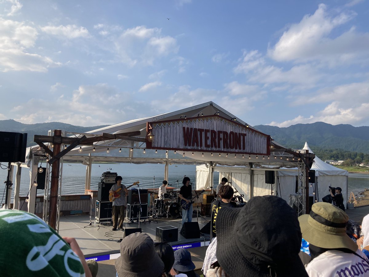 awawa_rock's tweet photo. ネバヤン→sumika→水平線✌️
このあと、くるり→aiko→ヨギー→suchmos→ヒゲダン
暑すぎるけど何て日だ！！！！
ラブシャーーー愛してるぞーーー最高ーーー https://t.co/9owbSQEiXn