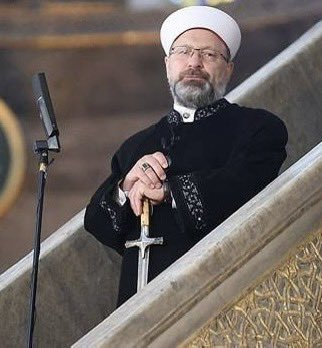 DİB, 61 milyon 677 bin TL’ye
3 milyon 115 bin adet bastırdığı 
2025 yılı takviminde de ATATÜRK’ü yok saydı. 

10 yıldır hutbelerinde ATATÜRK’ü anmayan Diyanet, bu 30 Ağustos zaferi öncesi yayınladığı Cuma hutbesinde de Atatürk’e yer vermedi.
#ZaferBayramı #30Ağustos