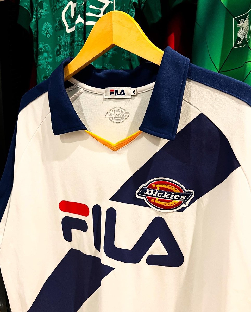 Bismillah,,
Update Jersey Original!✌️
#Jersey4Sale <a href="/Jerseyforum/">The OG Indonesian Blokecore</a> 
—
• FILA x DICKIES 🇮🇹🇺🇸 | Collaboration Jersey | XL (78 x 64) Cm | Excellent Condition | IDR 685.000.-
—
linktr.ee/SurrameyKits_
Marketplace by Request ✅
📩 WA : 081286660270
-
Thankyou Happy Shopping! 👊