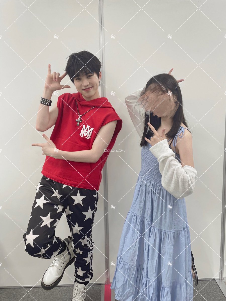 chan_sht's tweet photo. おじさん構文知らんくて、なんだこれ❓って言いながら撮ってくれたしゅうとありがとうっ！！
私もしゅうとも超ﾌﾟﾘﾁｰ❕🎀꙳.* https://t.co/4iwJQcMMGz