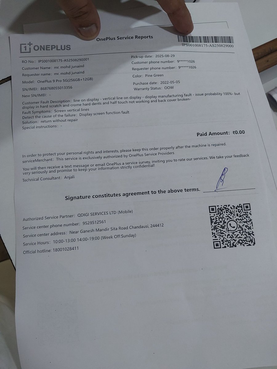 JunaidQ_S's tweet photo. Green line issue par service center ne display change karne se mana kar diya, Phir life time warranty kis Baat ki hai ya to service center wale jhoot bol rahe hai ya aap log, https://t.co/WeuP3UC5YU