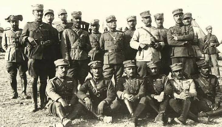 On gün sonra yüzmeyi öğrenecekler. #30AgustosZaferBayrami