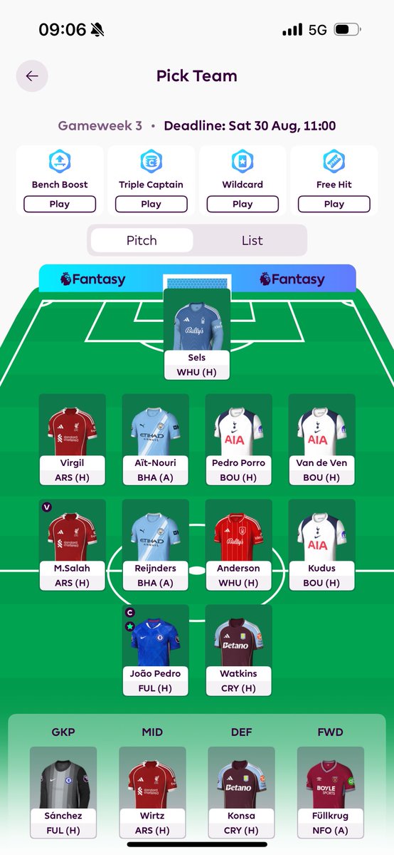 lou89's tweet photo. @thefplbois Any changes you’d suggest? Got 2fts. Thinking of rolling these? 🙏🏼 https://t.co/XK9nmTghg6