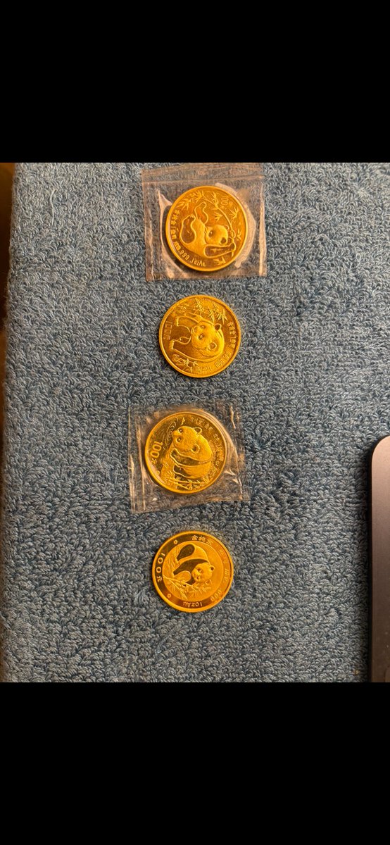 RealPabloHeman's tweet image. Wow, highest weekly close ever for Gold now! But I think we are only getting started with Gold, silver and platinum!

Instead of collecting  Bored Apes or Penguins, I collect Pandas. Unlike the Gold Eagle or Maple Leaf, the design is different for each year with the Pandas!

Here…