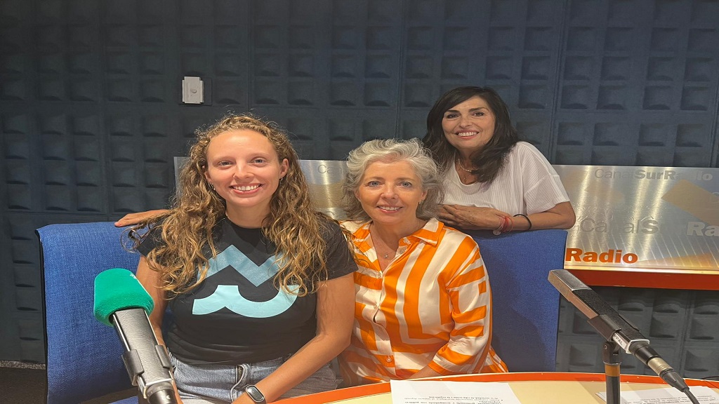 Los microplásticos son uno de los contaminantes más extendidos hoy en día ❌

🎙️Bárbara Conejero, bióloga y técnica de proyectos en <a href="/asociacionhyt/">HyT</a> , nos explica qué son los microplásticos y cómo se generan

🗣️ Con <a href="/AnaCarvajalMore/">Ana Carvajal Moreno</a> <a href="/mariloseco/">Mariló Seco</a> 📻

👉 canalsur.es/multimedia.htm…👈