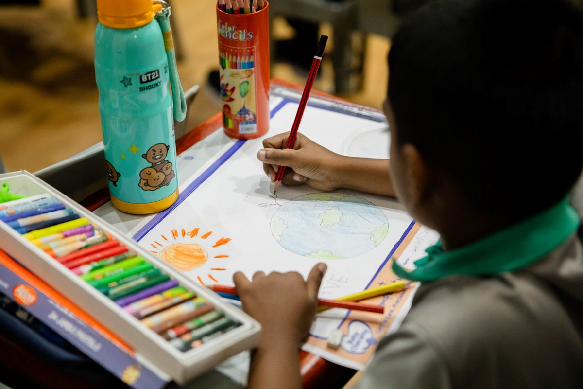 SIMDIgroup's tweet photo. The Baby Cheramy Art Competition 2025 was held on 28th August at Ahmadhiyya International School, where young artists came together to showcase their creativity and imagination under the theme “Our Environment.

#babycheramy #SIMDI #SIMDICpd #art #artcompetition #hemas https://t.co/LUOW2mlMSC
