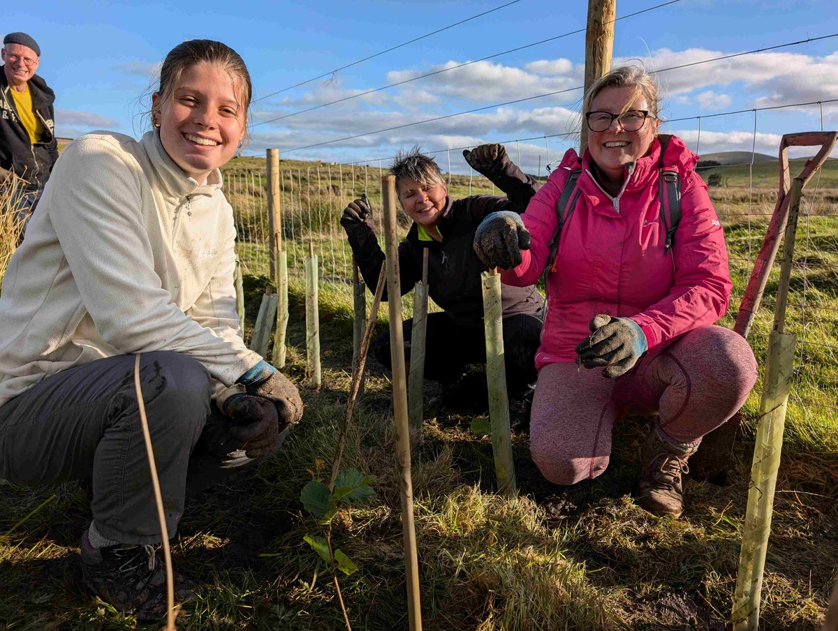 FriendsofLakes's tweet image. Are you passionate about the Cumbrian landscape, and want to do your bit to help protect and enhance it? 
Then join our Youth Voice!📣
Find out more about this exciting opportunity on our website.

 #doyourbit #youthvoice #landscapelove #Cumbria