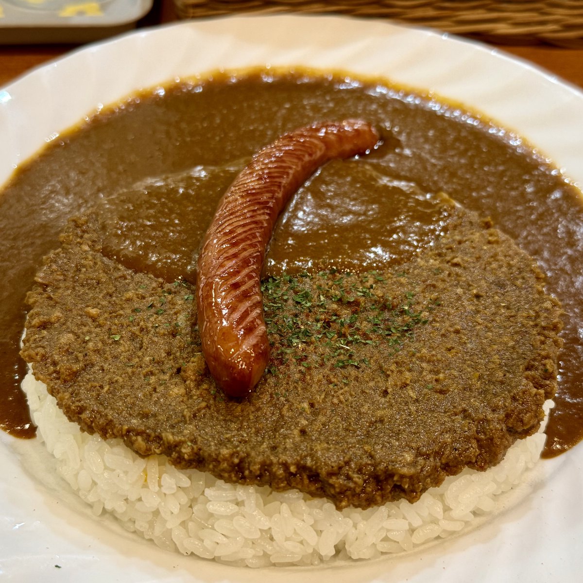 友人宅の電気工事だん！ぱくぱくもりもりカレー