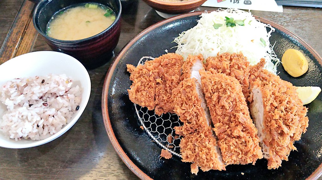 今夜はとんかつですよ