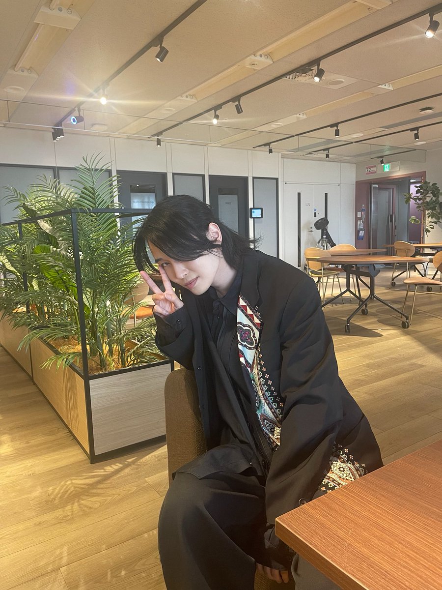 桐谷周ってさ…かっこいいよね😏
あっ僕だった笑
#シンデレラクロゼット