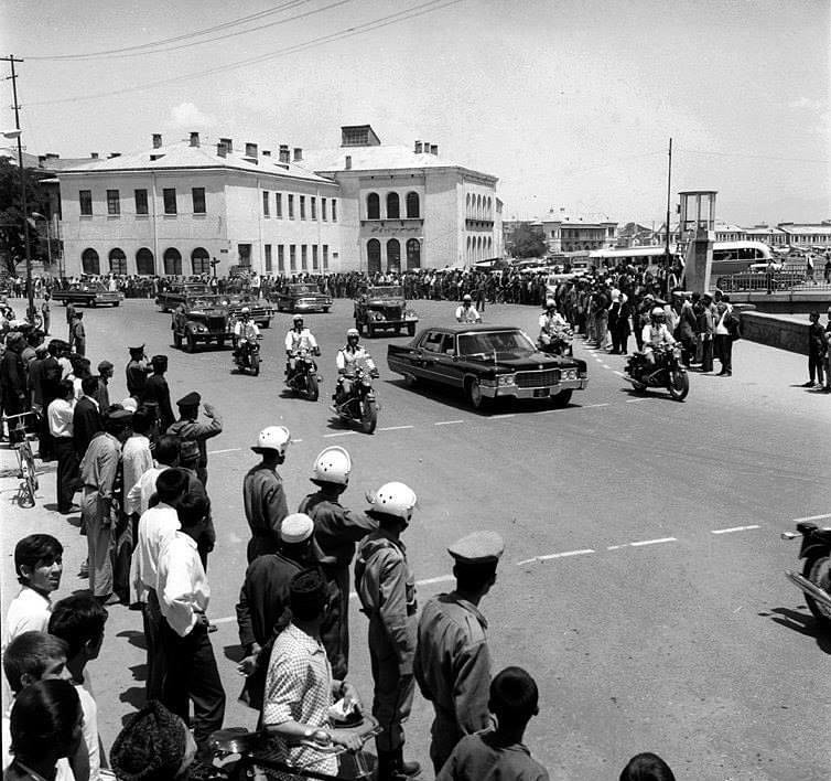 Indian Vice President G. S. Pathak and Shrimati Pathak on a State visit to Kabul, Afghanistan, June 7, 1973