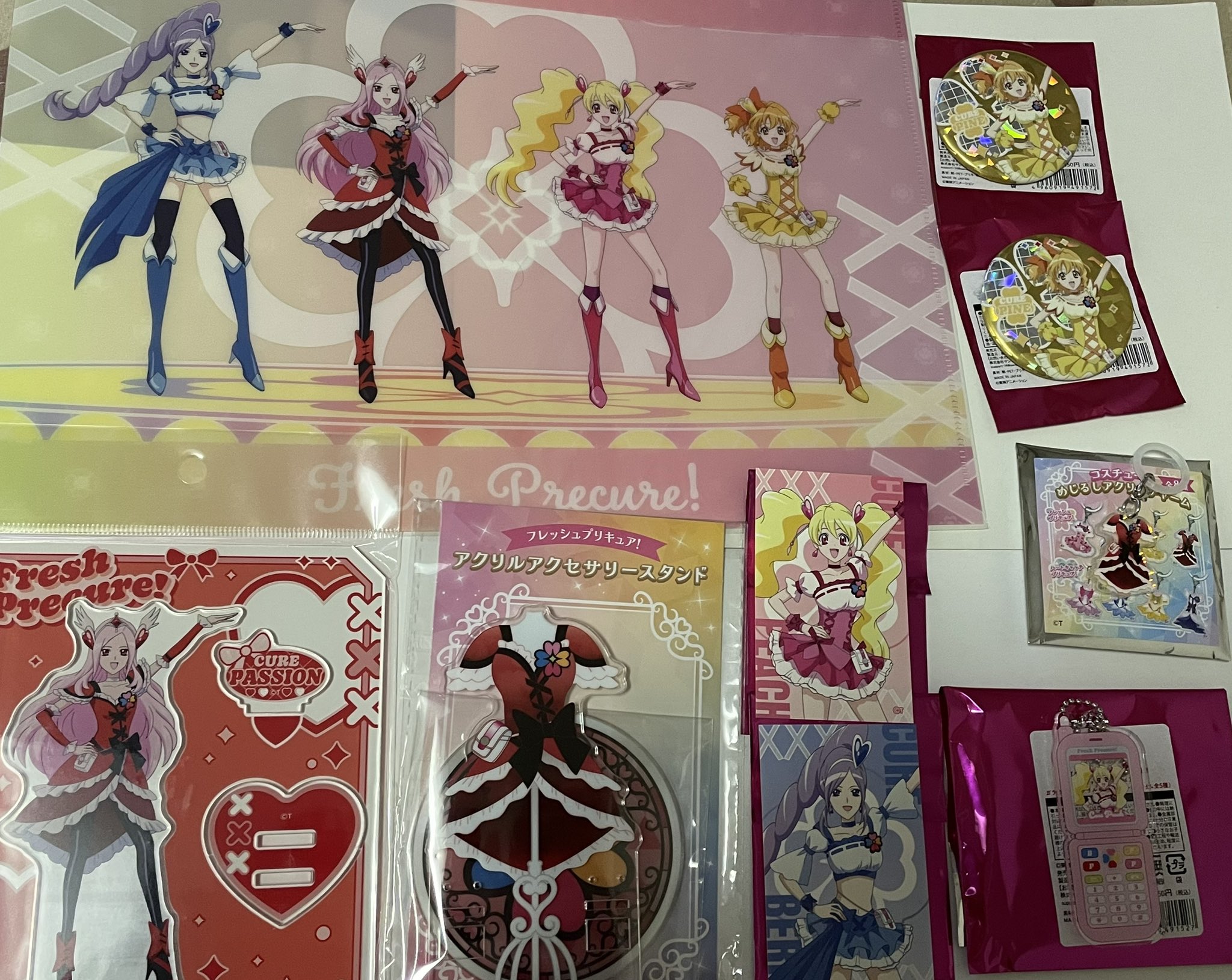 チュウニズム　バシアン　限定　非売品　完全ランダム　アクリルチャーム 期間限定販売】つながるアクリルチャームセットC（『絶世の悪女