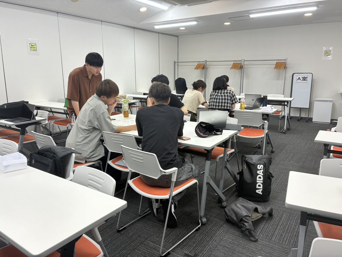 【実行委員会活動報告✍】
伊達アカ2025一般ステージTT作成中！
10月11,12日、一番町四丁目商店街にてお待ちしております✨
 #伊達アカ2025