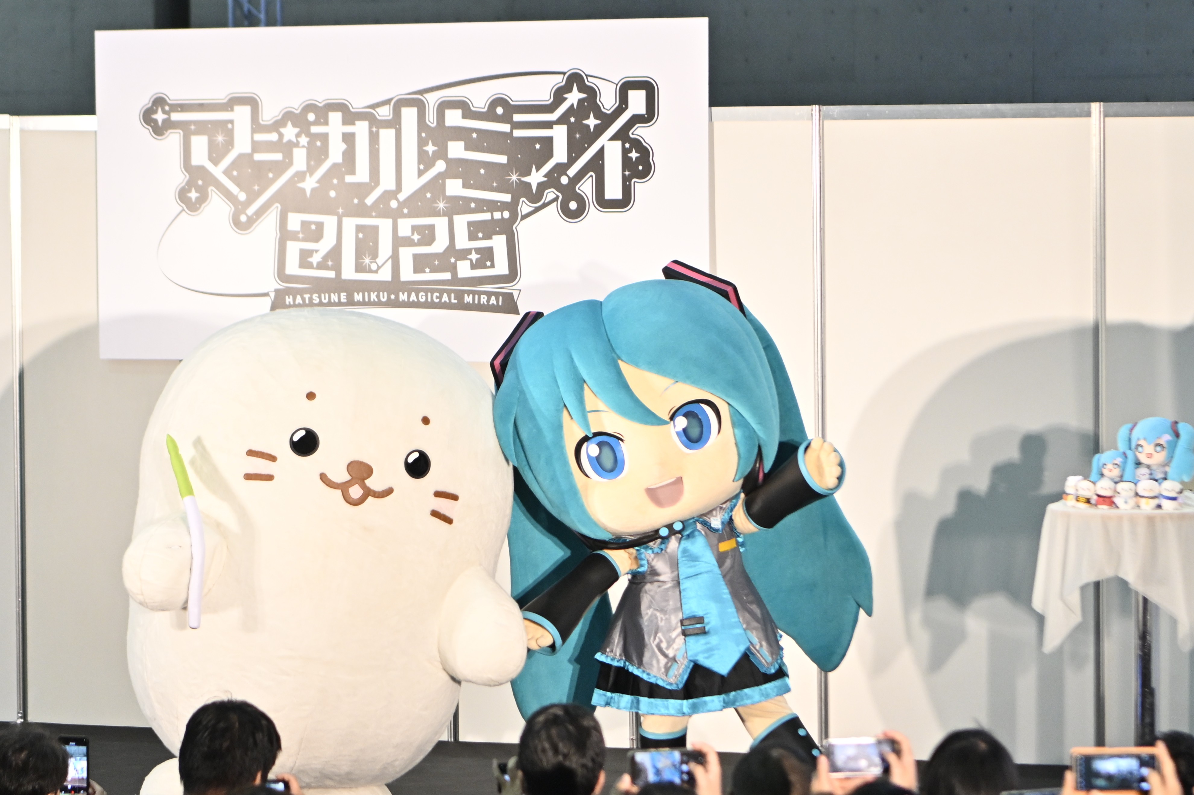 MEIKO KAITO マジミラ ラスカル 2018 2020 赤倉 寺田てら MEIKO KAITO マジミラ ラスカル 2018 2020 赤倉 寺田てら 初音