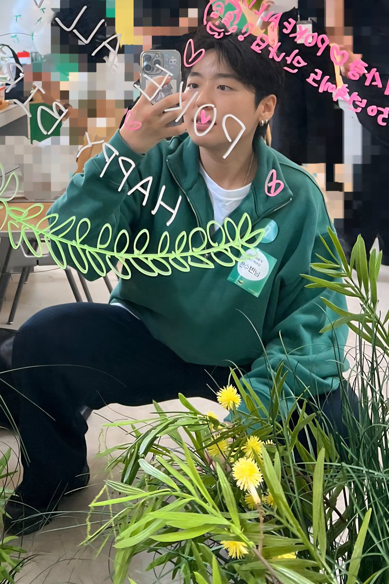 아무래도
한서빈이
포케올데이
엠버서더인
편?