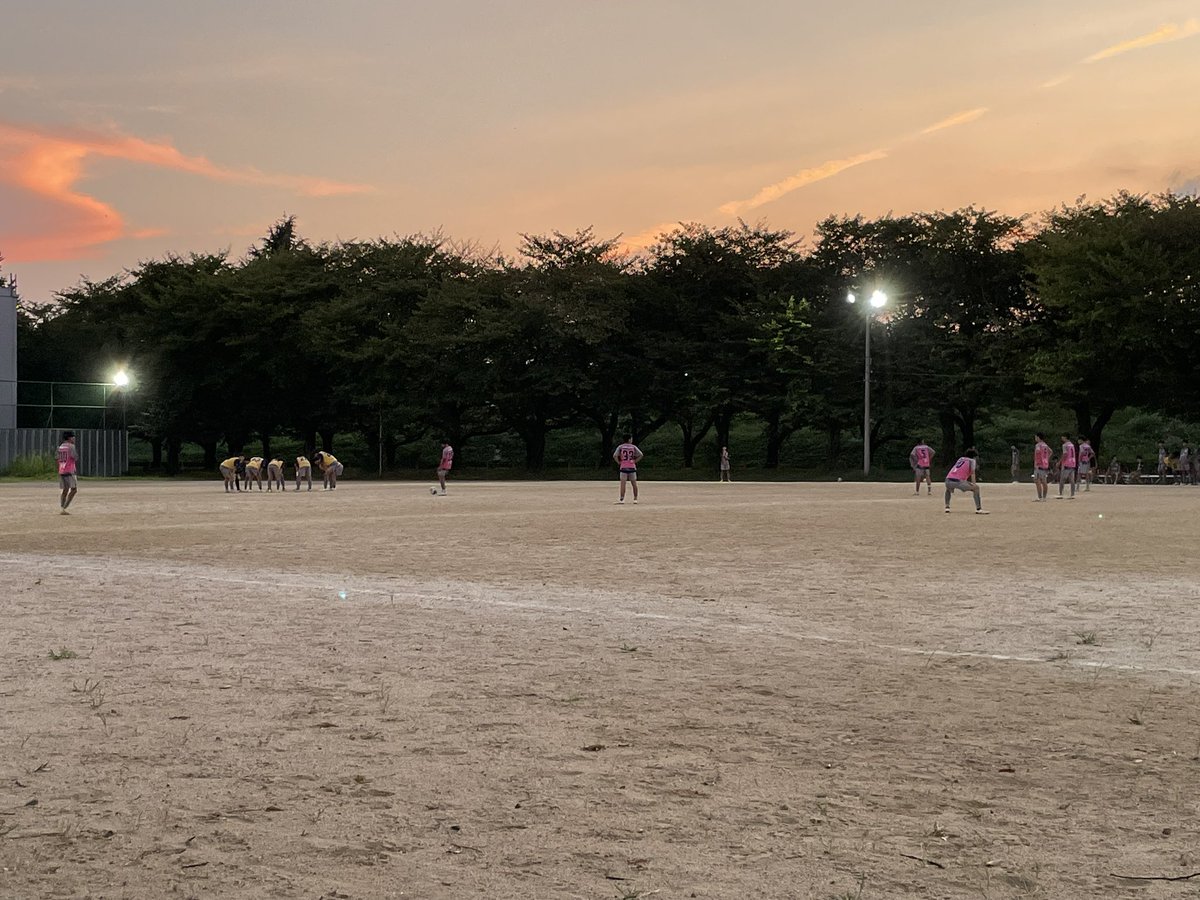akai.hishigata (@akaihishigata) on Twitter photo 息子氏1号、練習⚽️
U-15 v. U-14の対抗戦🔥 息子氏1号、練習⚽️
U-15 v. U-14の対抗戦🔥