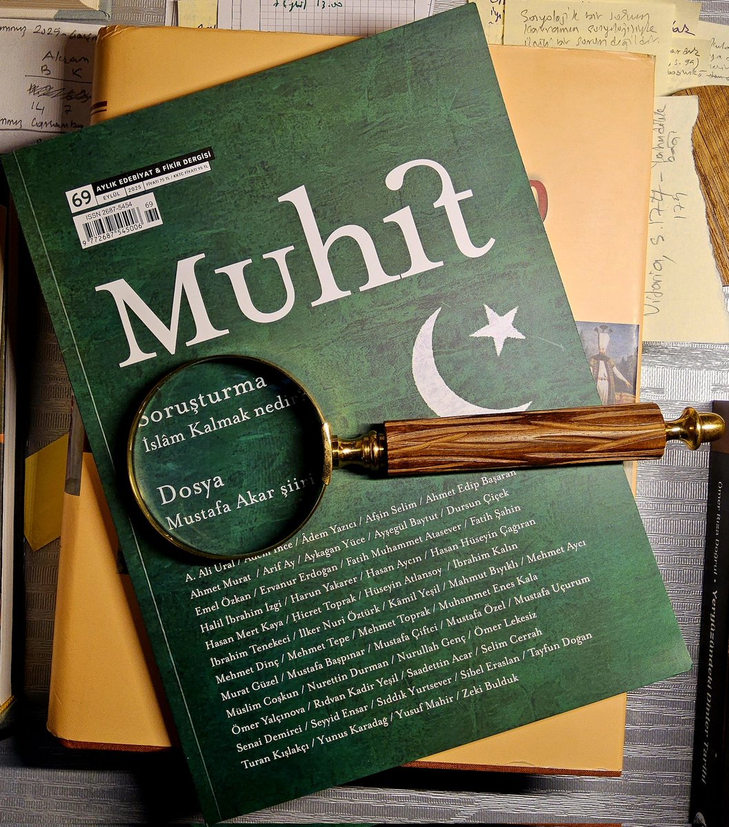 Sorulunca söylenen...
<a href="/mustafa_akar_/">Mustafa Akar</a> şiirinde eylenen...
<a href="/muhitdergi/">Muhit Dergi</a> Eylül 2025