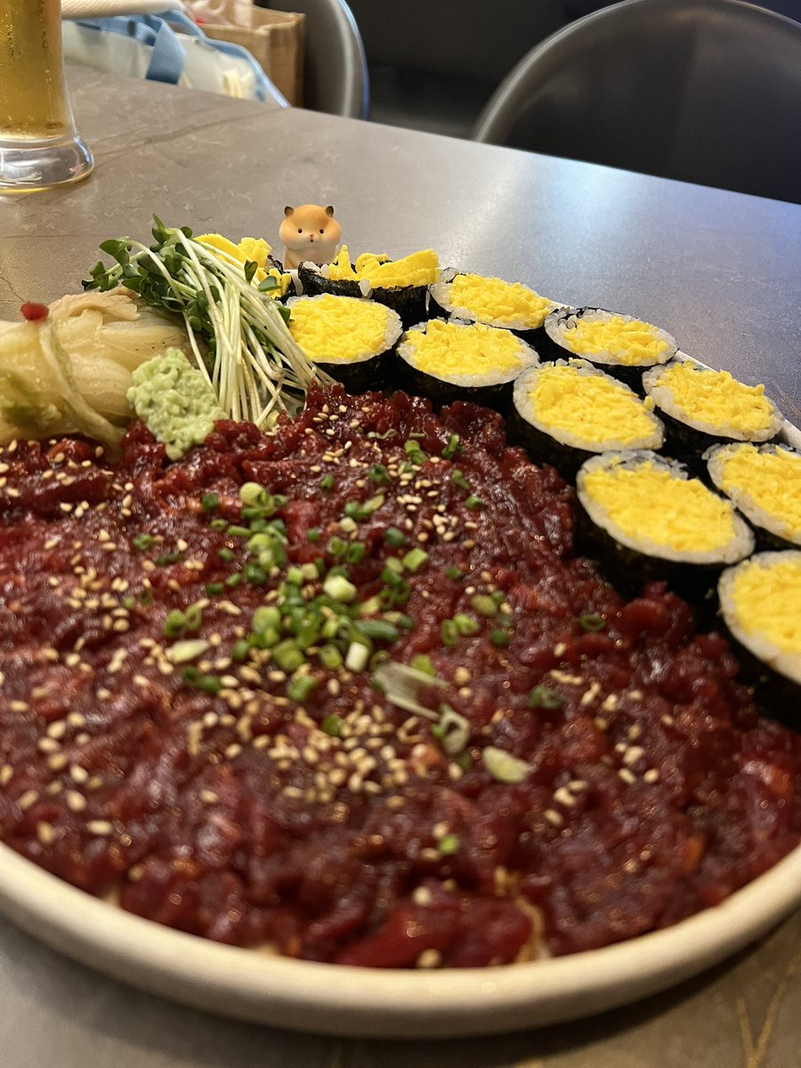 Doubt_LuYa's tweet photo. 오늘은 선물받은 귀요미 햄찌데려나옴
으어 너무 귀여워ㅠㅠ 내가 갖고싶다고 한걸 기억하고 사준 칭구 너무 고마워👍🏻 #hnest #HocA https://t.co/Ae03vJxvLW