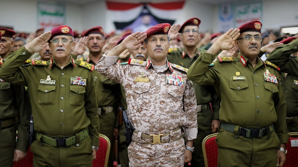 الان وزير الدفاع اليمني اللواء 
محمد العاطفي:

نؤكد جاهزية القوات المسلحة اليمنية على كافة المستويات لمواجهة العدو الصهيوني المدعوم أمريكيًا