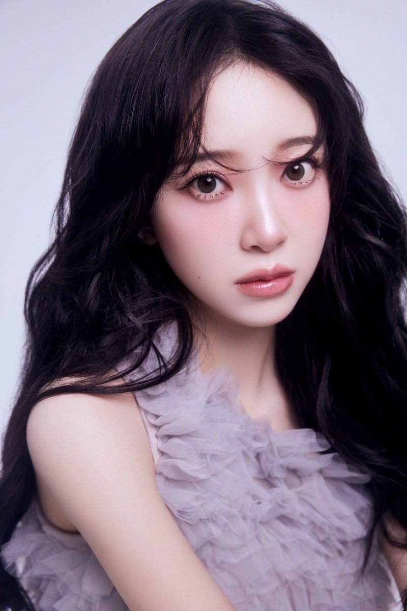 堀 未央奈 ⋆𓂃𓈒𓏸𓍢ִ໋🧚🏻🍃🌼✨ *.⋆𓂃𓈒𓏸𓍢ִ໋ 仕事の合間に散歩