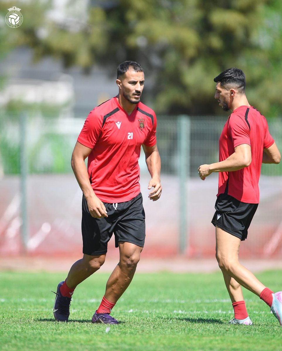 USMAofficiel's tweet image. Final prep done ✅

#Allezlesrouges 🔴⚫️
