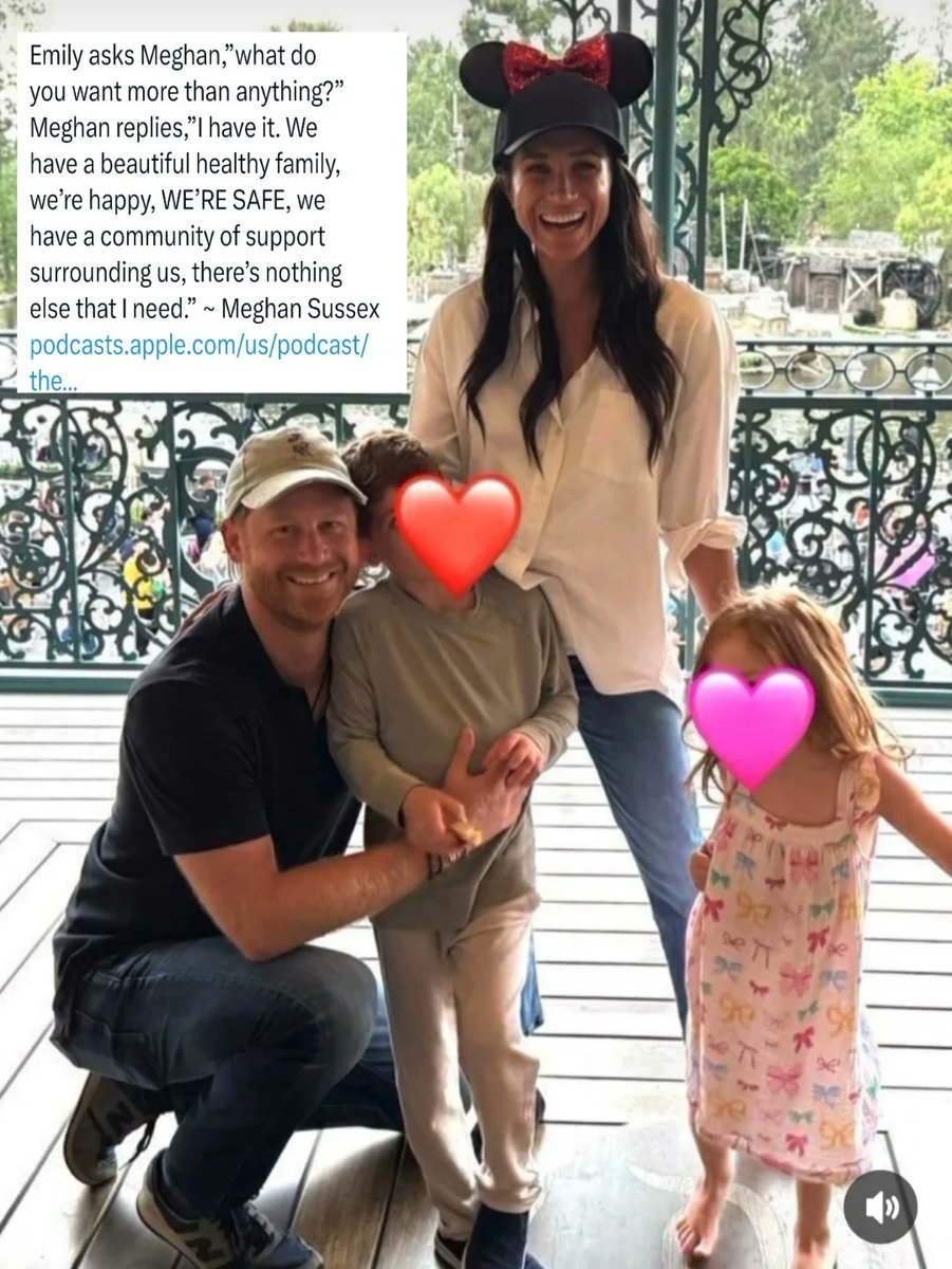 Emily Chang: "What do u want more than anything?"

Meghan Sussex: "I have it. We have a beautiful healthy family.."

#meghansussex #WithLoveMeghanS2 

credit: @ sussexreign_new (ig)